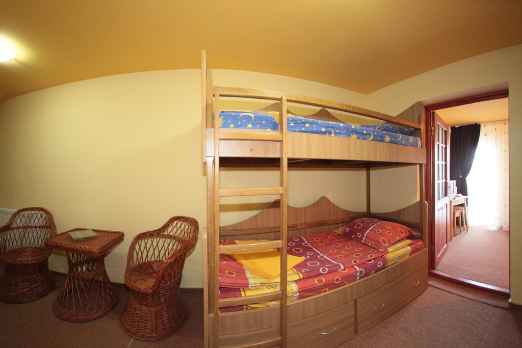 Hotel Pensiunea Nadine Agapia Zimmer foto