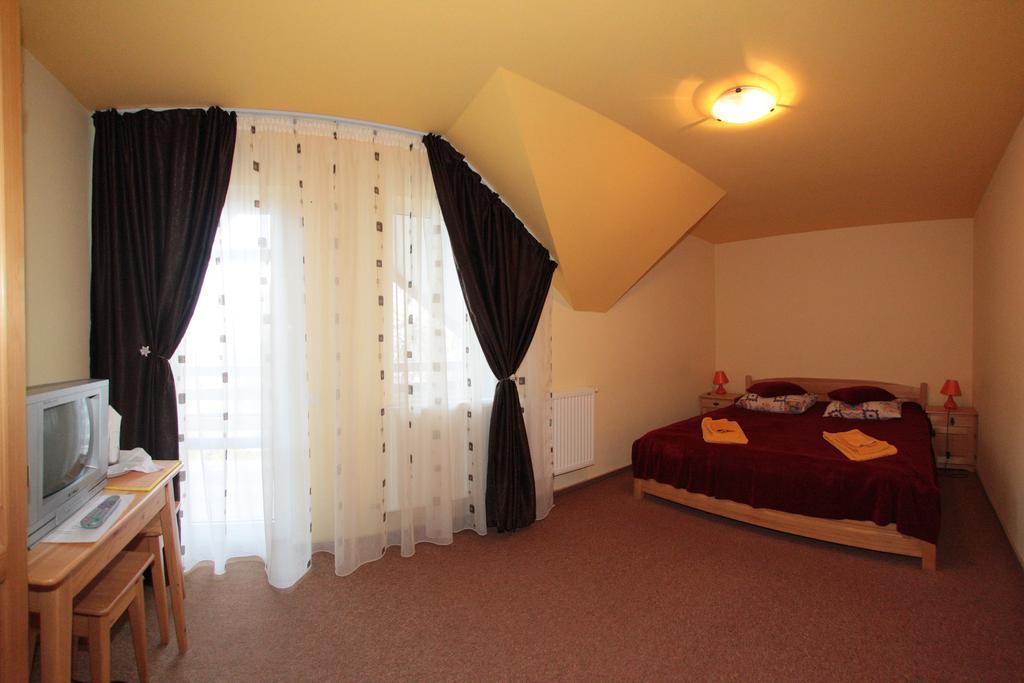 Hotel Pensiunea Nadine Agapia Zimmer foto