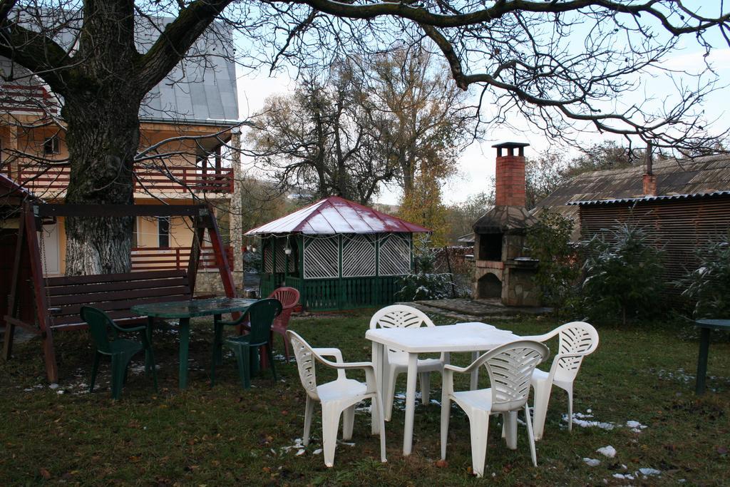 Hotel Pensiunea Nadine Agapia Exterior foto